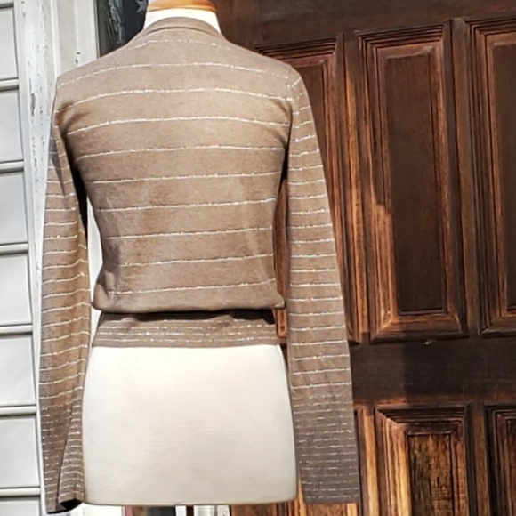 AEO Cardigan light weight sz M - Picture 3 of 6